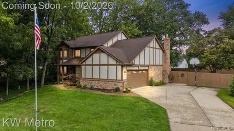 Other - 294 Miracle Dr, Troy, MI 48084 photo 3 of 20