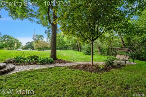 Other - 294 Miracle Dr, Troy, MI 48084 photo 5 of 20