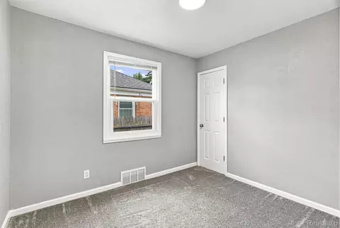 Bedroom - 5515 E Outer Dr, Detroit, MI 48234 photo 1 of 6