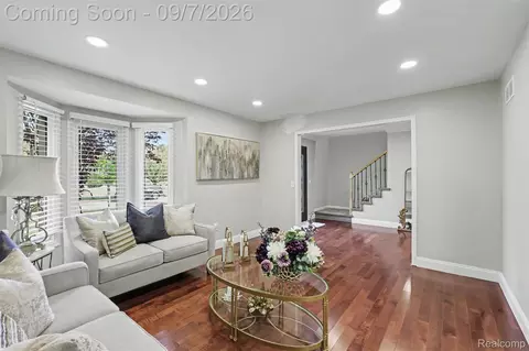 Living - 214 Robert Ct, Canton, MI 48188 photo 3 of 5