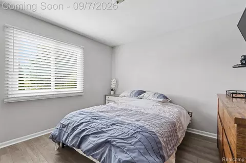Bedroom - 214 Robert Ct, Canton, MI 48188 photo 6 of 7