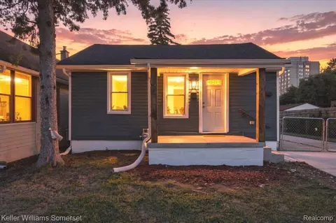 1428 Chandler Ave, Lincoln Park, MI 48146