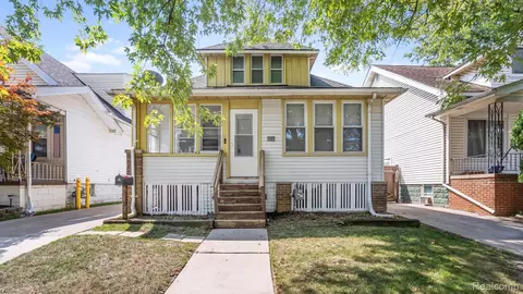 1635 Mill St, Lincoln Park, MI 48146