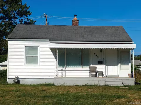 6021 Faust Ave, Detroit, MI 48228