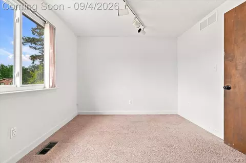 Bedroom - 37582 Whitney Dr, Wayne, MI 48184 photo 1 of 4