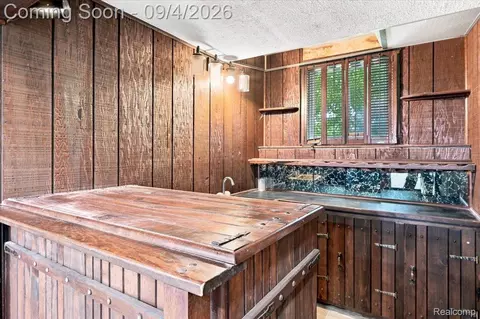 Other - 37582 Whitney Dr, Wayne, MI 48184 photo 5 of 7