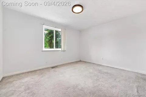 Bedroom - 37582 Whitney Dr, Wayne, MI 48184 photo 4 of 4