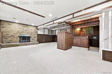 Living - 37582 Whitney Dr, Wayne, MI 48184 photo 2 of 2