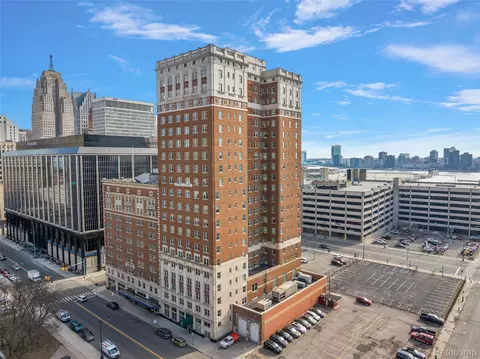 525 W Lafayette Blvd #20C, Detroit, MI 48226