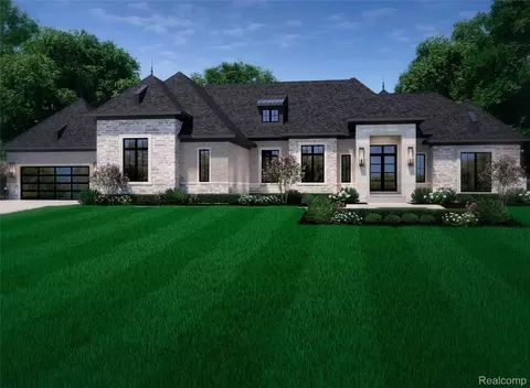 6632 Equestrian Dr, Washington, MI 48095