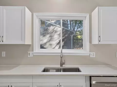 Kitchen - 8564 Windsor Ct, Superior, MI 48198 photo 4 of 4