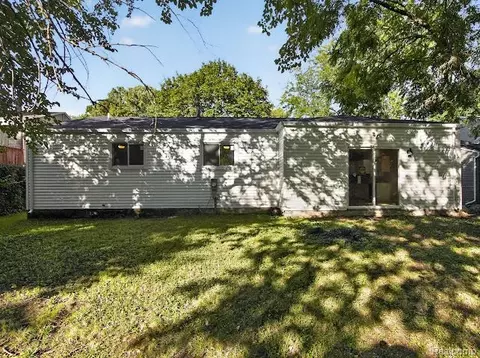 Exterior - 8564 Windsor Ct, Superior, MI 48198 photo 2 of 7