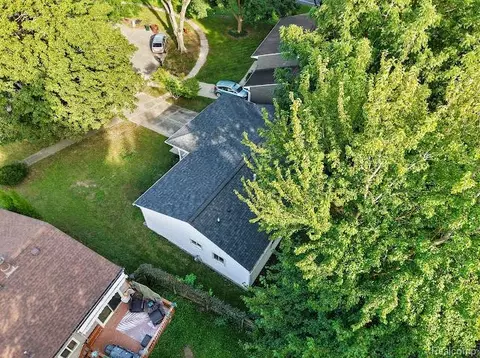 View/Area - 8564 Windsor Ct, Superior, MI 48198 photo 9 of 12