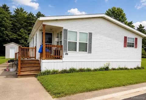 6834 Olivia Ln #LOT 10, North Branch, MI 48461