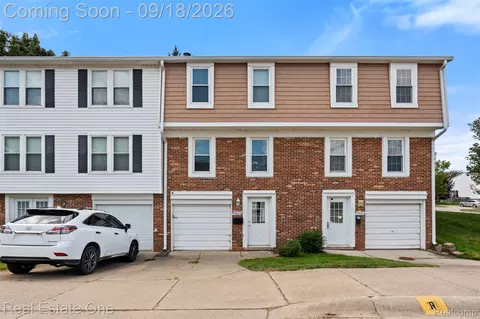 37682 Charter Oaks Blvd, Clinton Township, MI 48036