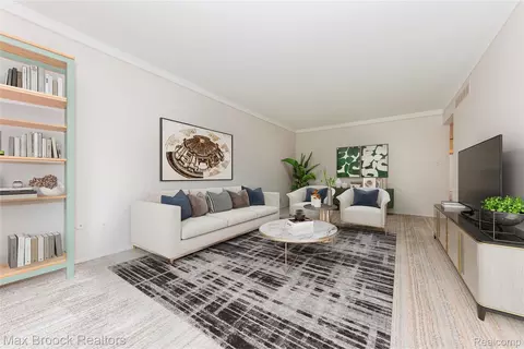 731 E Fox Hills Dr #183, Bloomfield Hills, MI 48304