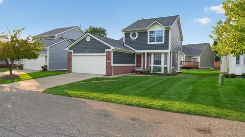 41437 Cornell Dr, Novi, MI 48377
