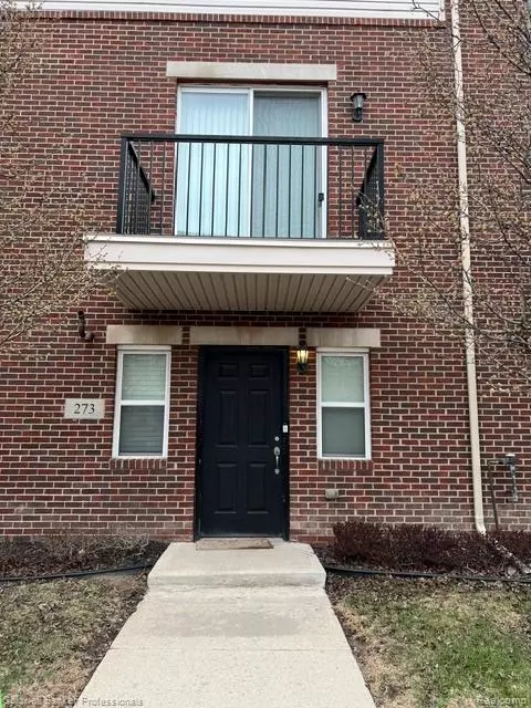 273 E Palmer St, Detroit, MI 48202