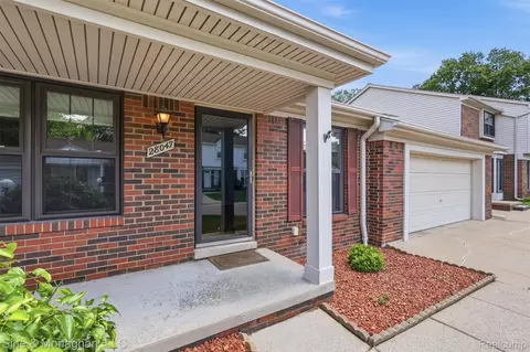 28047 Maple Forest Blvd E #51, Harrison, MI 48045