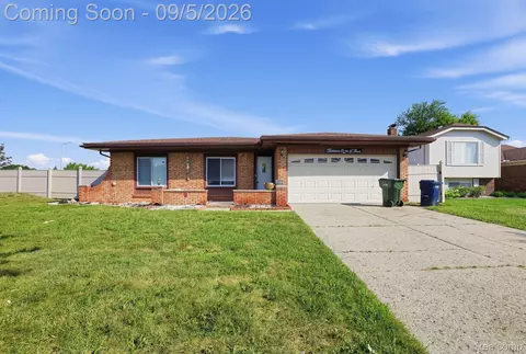 13803 Brougham Dr, Sterling Heights, MI 48312