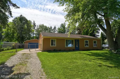 2479 Liter Rd, Orion, MI 48359