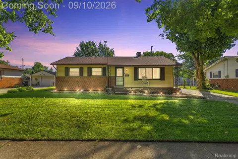 5337 Seymour Rd, Swartz Creek, MI 48473