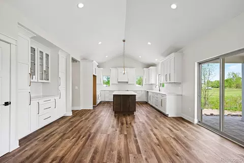 Kitchen - 57560 Omo Rd, Ray, MI 48096 photo 1 of 5
