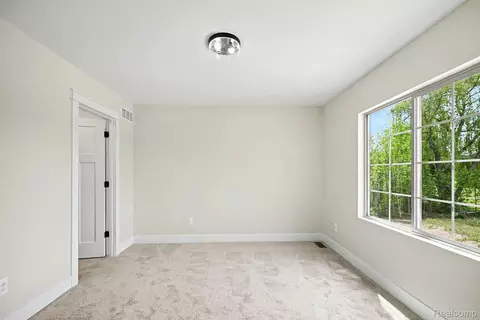 Bedroom - 57560 Omo Rd, Ray, MI 48096 photo 3 of 9