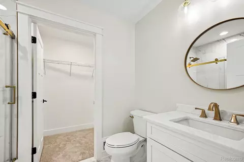 Bath - 57560 Omo Rd, Ray, MI 48096 photo 5 of 6