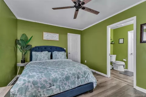Bedroom - 27116 Warner Ave, Warren, MI 48092 photo 7 of 7