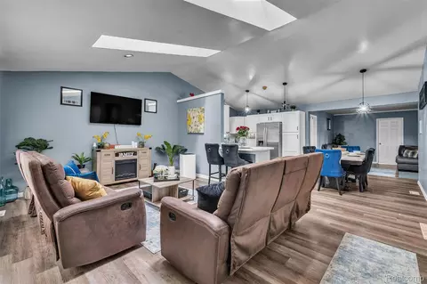 Living - 27116 Warner Ave, Warren, MI 48092 photo 1 of 4