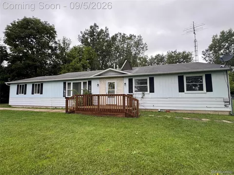 4272 Reid Rd, Mundy, MI 48473