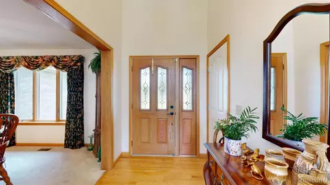 Entry Way - 6367 Boulder Dr, Flint, MI 48433 photo 1 of 4