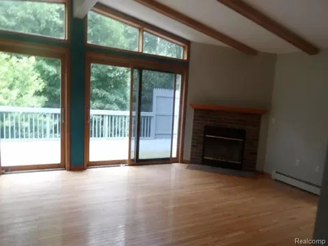 6332 Wells Rd, Jackson, MI 49201 photo 4