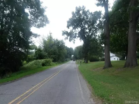 6332 Wells Rd, Jackson, MI 49201 photo 3