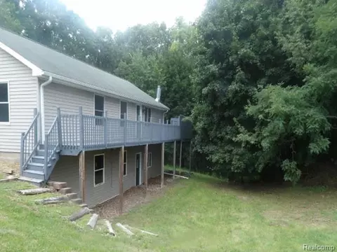 6332 Wells Rd, Jackson, MI 49201 photo 2