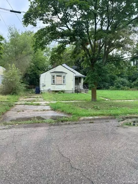136 E Mcclellan St, Flint, MI 48505 photo 2