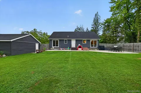 Other - 734 Kent St, Carleton, MI 48117 photo 16 of 19