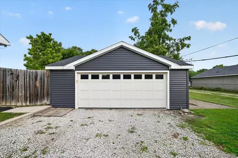 Exterior - 734 Kent St, Carleton, MI 48117 photo 12 of 12