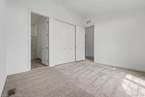 Bedroom - 108 Adelaide St, Detroit, MI 48201 photo 2 of 3