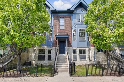 108 Adelaide St, Detroit, MI 48201