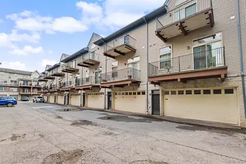 Exterior - 108 Adelaide St, Detroit, MI 48201 photo 2 of 2