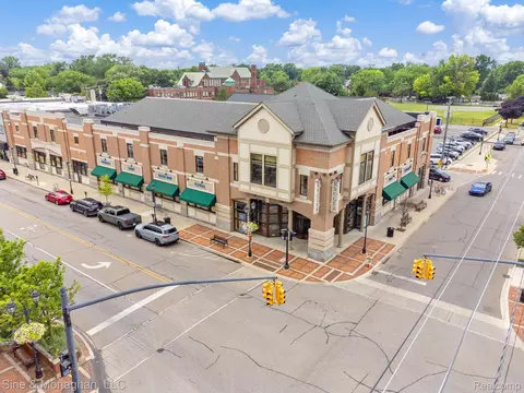 Exterior - 679 Neff Rd, Grosse Pointe, MI 48230 photo 9 of 11