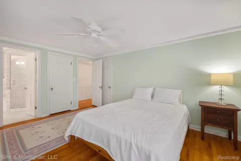 Bedroom - 679 Neff Rd, Grosse Pointe, MI 48230 photo 2 of 5