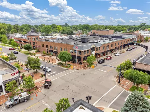 View/Area - 679 Neff Rd, Grosse Pointe, MI 48230 photo 11 of 13