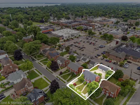 View/Area - 679 Neff Rd, Grosse Pointe, MI 48230 photo 8 of 13