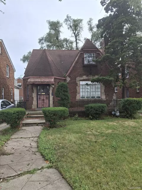 3205 W Outer Dr, Detroit, MI 48221