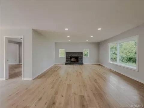 Living - 12248 E Atherton Rd, Davison, MI 48423 photo 2 of 6