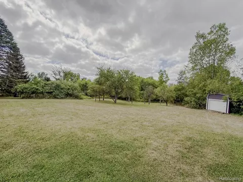 Exterior - 12248 E Atherton Rd, Davison, MI 48423 photo 10 of 10