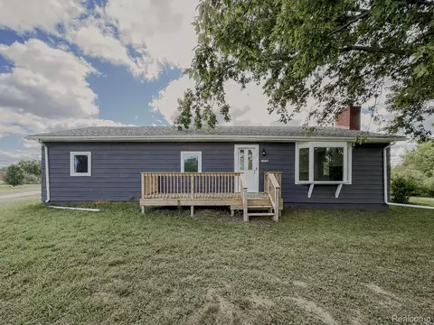 Exterior - 12248 E Atherton Rd, Davison, MI 48423 photo 7 of 10